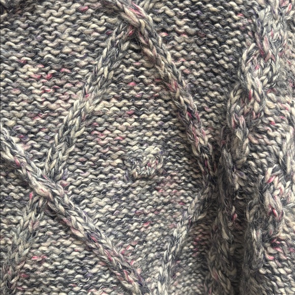 Heathered Gray Crew Neck Sweater - Picture 5 of 5